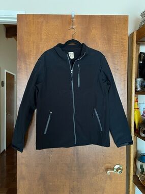 RedHead Men's Black Softshell Performance Jacket with Hood